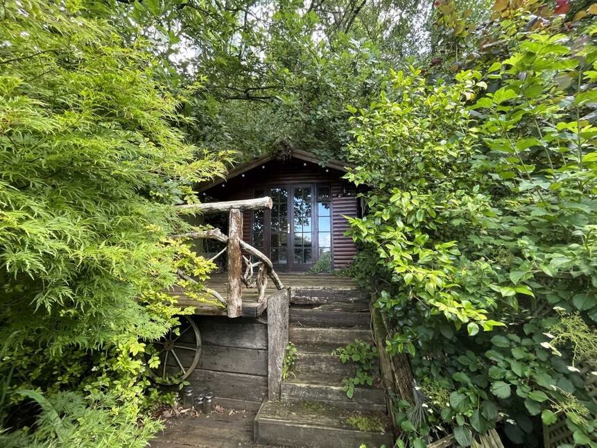 2 bedroom Mid Terrace Property for sale, Hutton Village, Guisborough