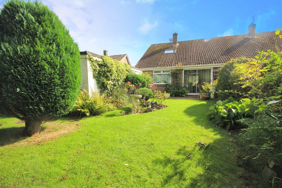 2 bedroom Semi Detached House for sale, Rosedale Crescent, Guisborough