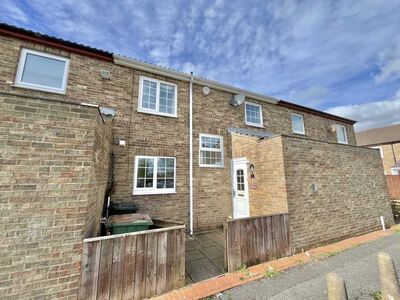 Mulgrave Court, 3 bedroom Mid Terrace House for sale, £95,000