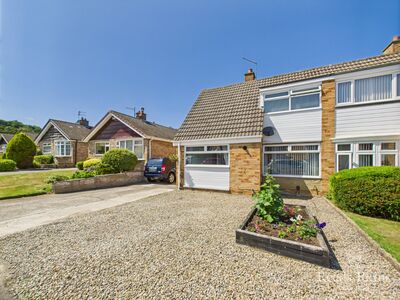 Evendale, 4 bedroom Semi Detached House for sale, £259,950