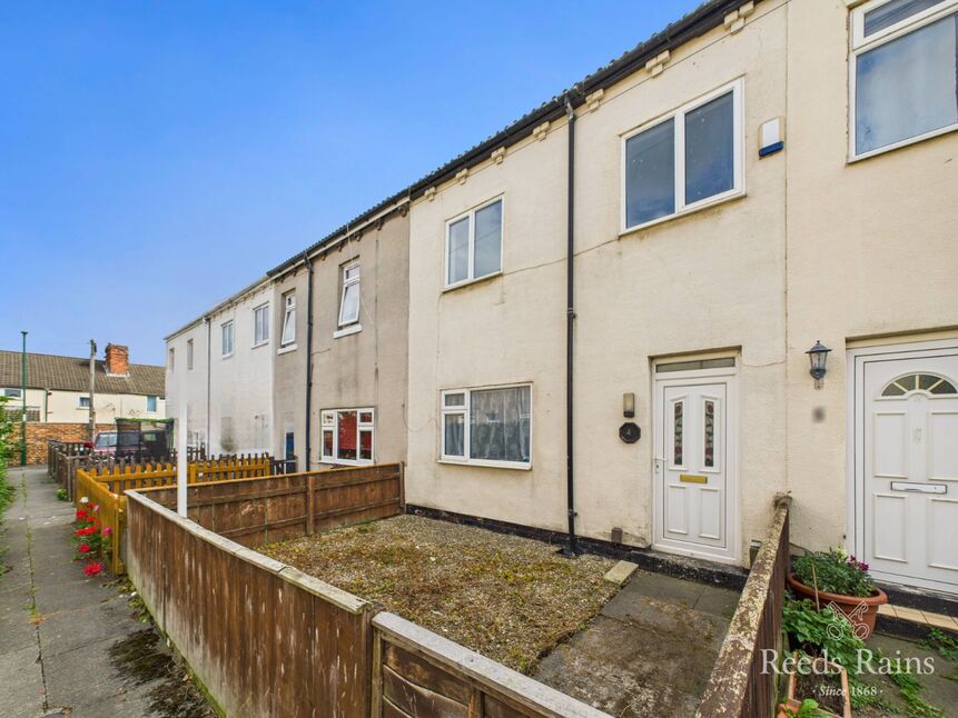 Main image of 2 bedroom Mid Terrace House for sale, Dundas Street, New Marske, North Yorkshire, TS11