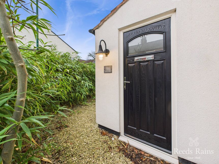 Main image of 1 bedroom End Terrace House for sale, Church Street, Guisborough, North Yorkshire, TS14