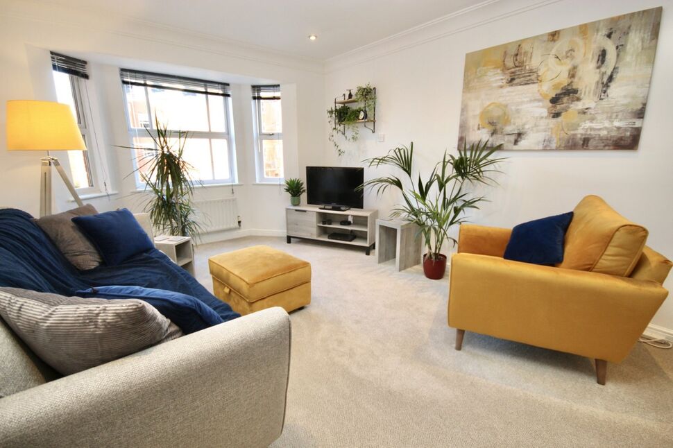 2 bedroom  Flat for sale