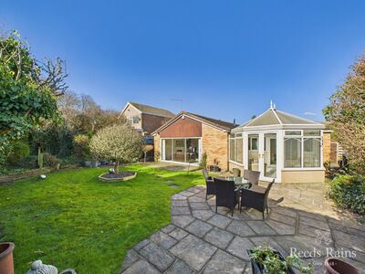 3 bedroom Detached Bungalow for sale