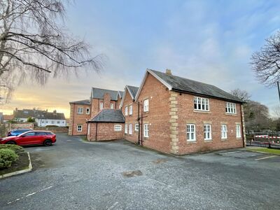 Whitby Lane, 2 bedroom  Flat for sale, £105,000