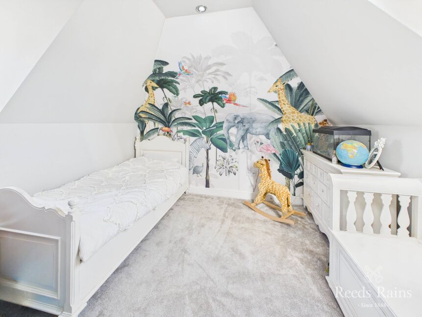 Bedroom 5