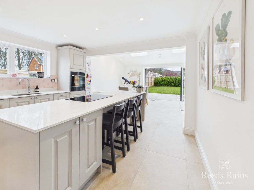 Open Plan Kitchen / Living Area