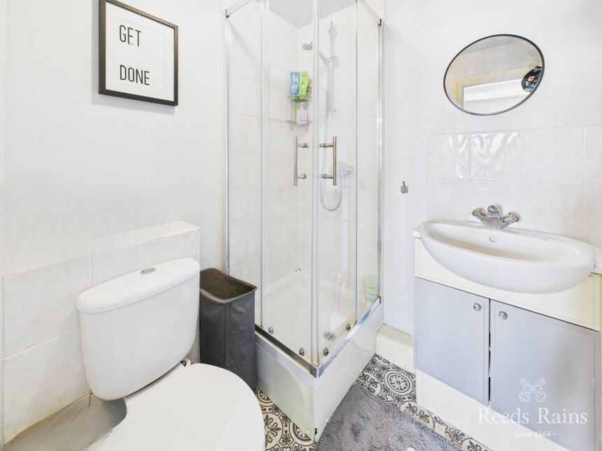 En-Suite 2