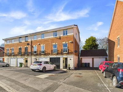 3 bedroom End Terrace House for sale