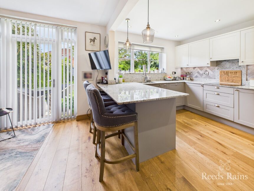 Kitchen / Diner