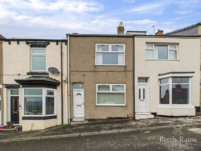 Gladstone Street, 2 bedroom Mid Terrace House for sale, £70,000