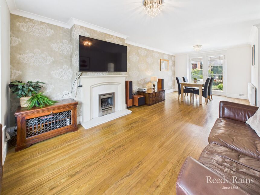 Living / Dining Room