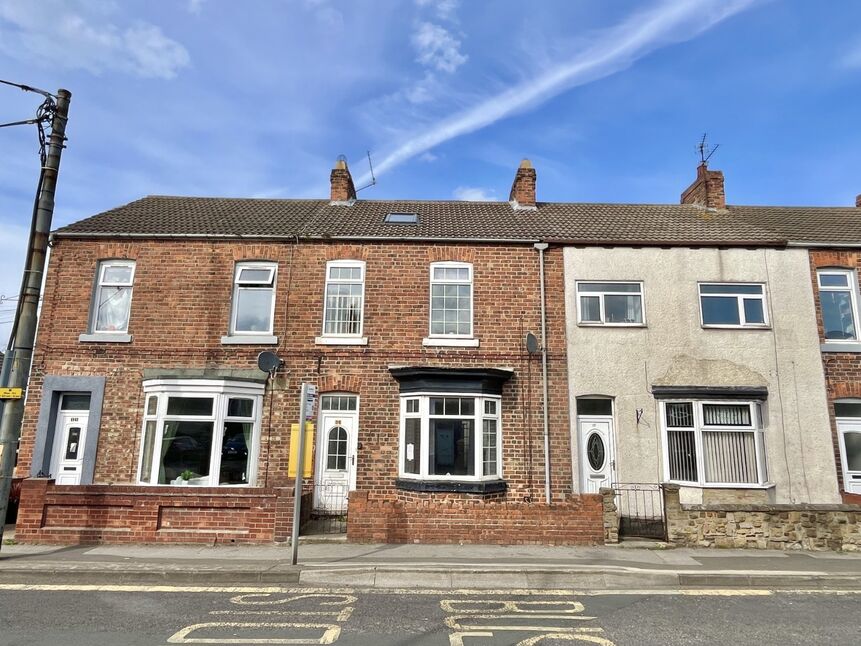 3 bedroom Mid Terrace House for sale