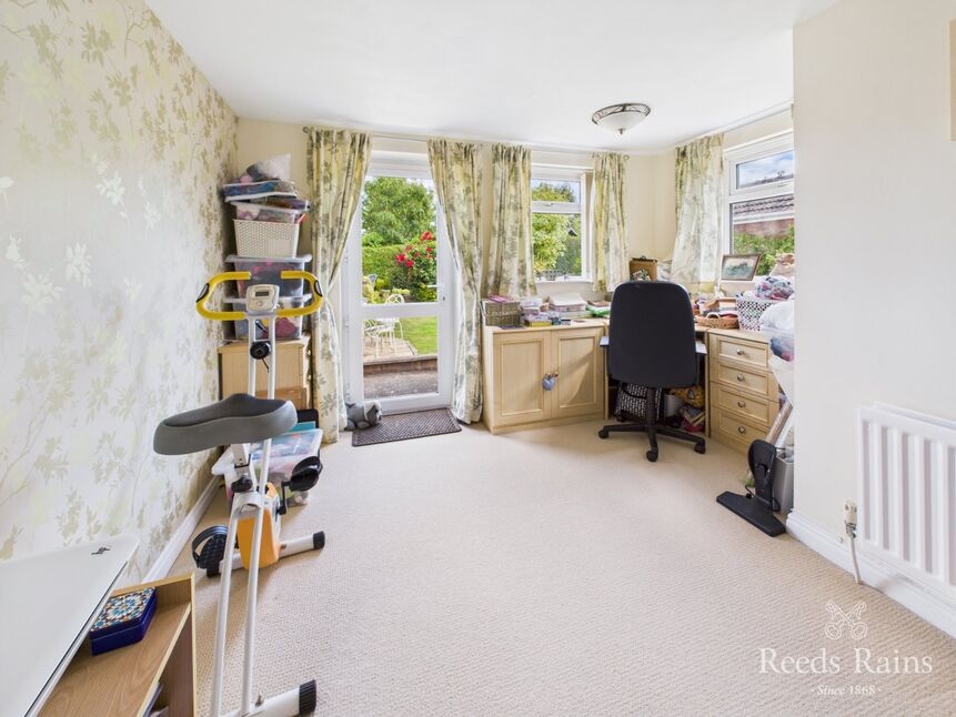 Bedroom / Dining Room