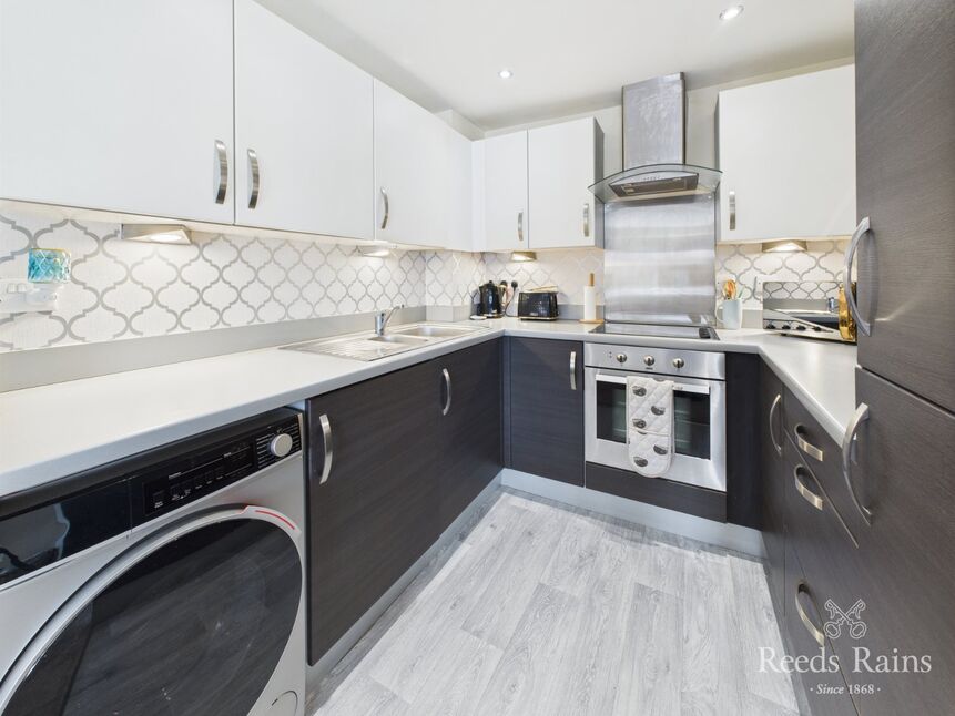 Kitchen / Living Room