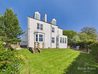 Saltburn Road, 7 bedroom Detached House for sale, &pound;570,000