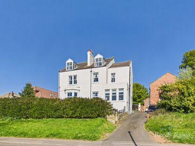 7 bedroom Detached House for sale