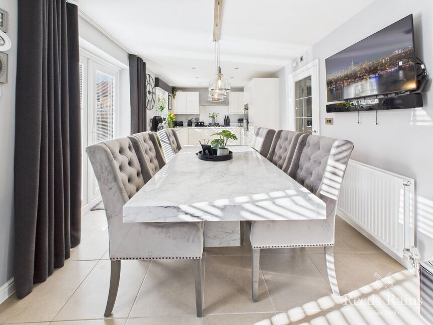 Kitchen / Diner