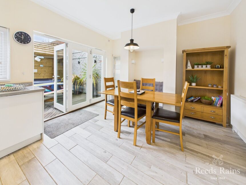 Kitchen / Diner