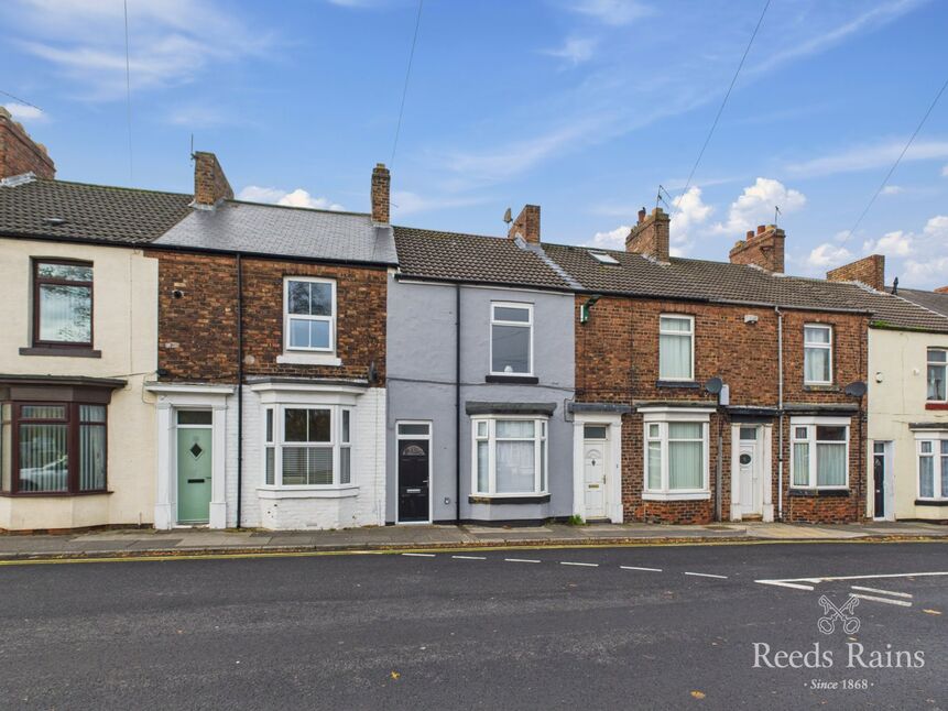 2 bedroom Mid Terrace House for sale