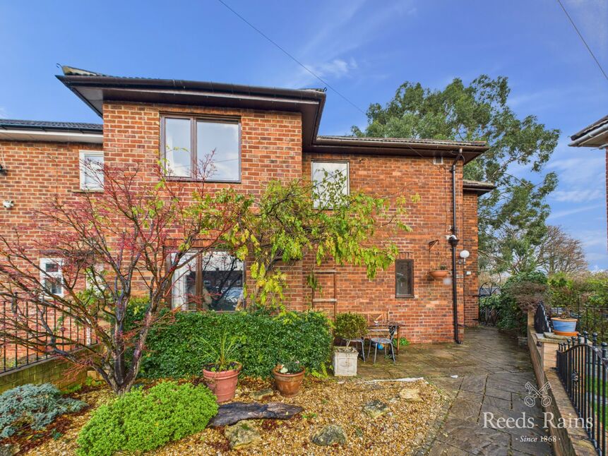 Main image of 4 bedroom End Terrace House for sale, Woodhouse Road, Guisborough, North Yorkshire, TS14