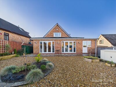 Neville Grove, 3 bedroom Detached House for sale, &pound;400,000