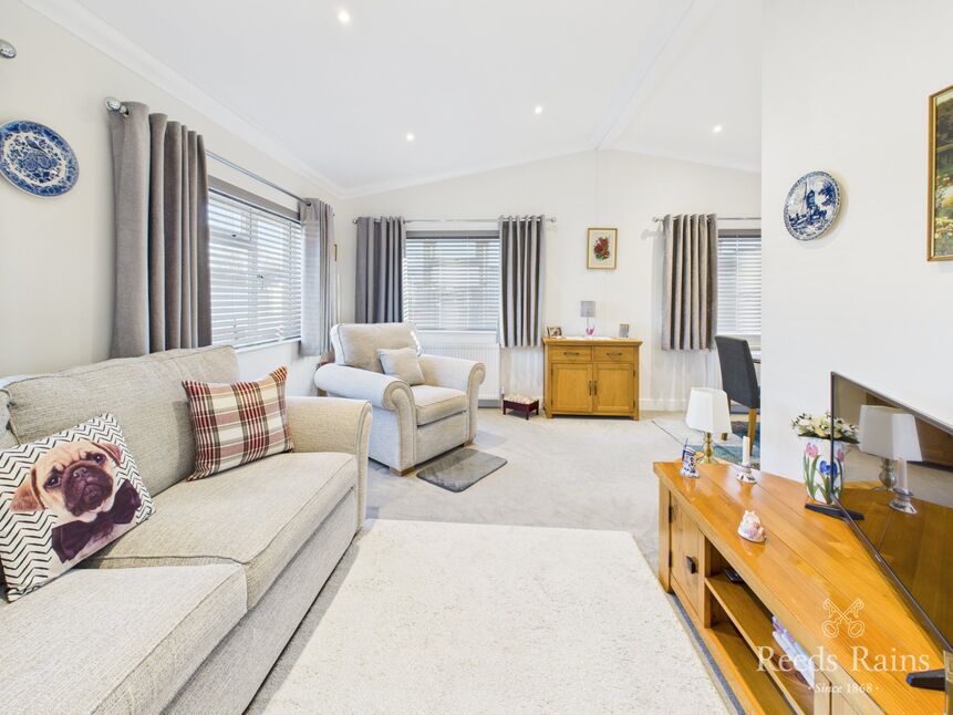 Living / Dining Room