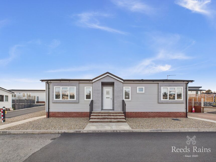 Main image of 2 bedroom Detached Property for sale, Milton Street, Saltburn-by-the-Sea, North Yorkshire, TS12