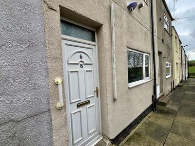 3 bedroom Mid Terrace House for sale