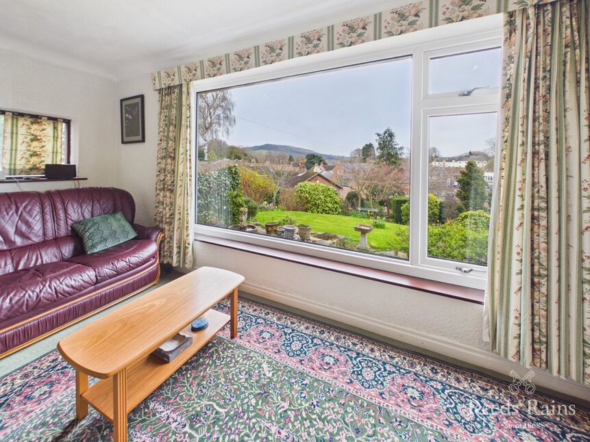 Living / Dining Room