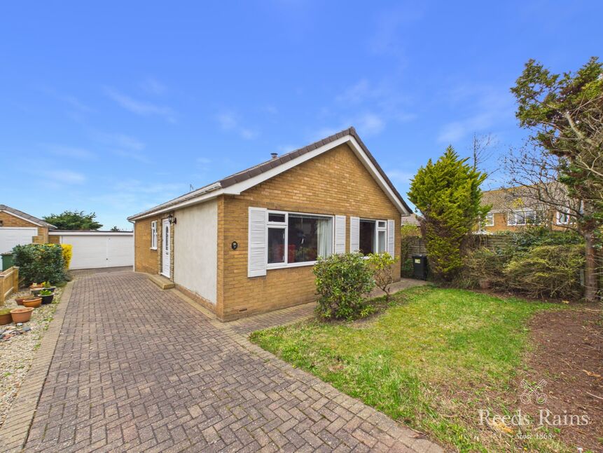 Main image of 3 bedroom Detached Bungalow for sale, Meadowlands Close, Easington, North Yorkshire, TS13