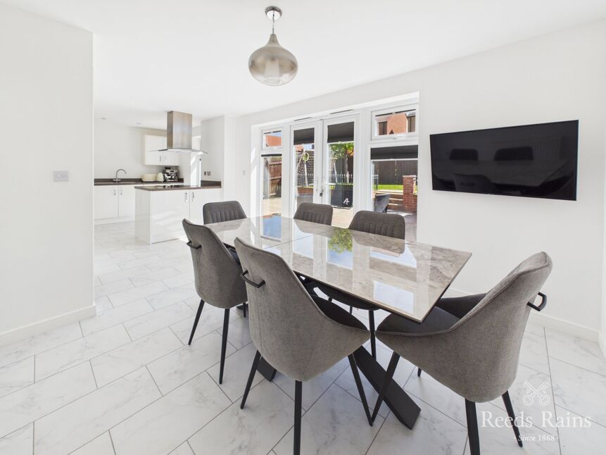 Kitchen / Diner