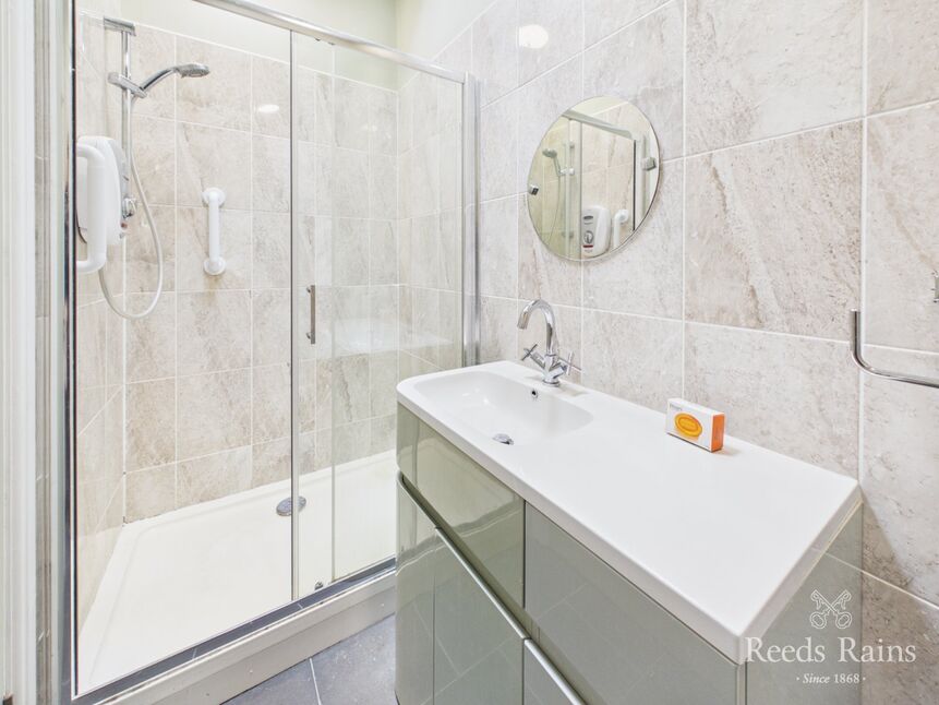 Shower Room / WC