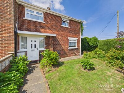 3 bedroom End Terrace House for sale