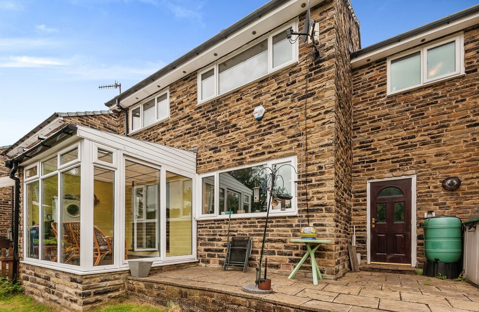 4 bedroom Link Detached House for sale, Carr Field Drive, Luddenden