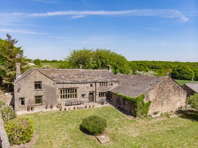 Shelf, 4 bedroom Detached House for sale, £1,250,000