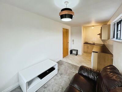 1 bedroom  Flat to rent