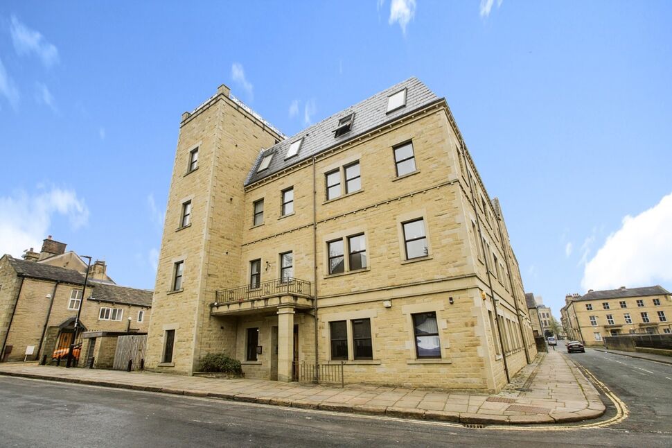 Main image of 1 bedroom Flat to rent, Blackwall, Halifax, West Yorkshire, HX1