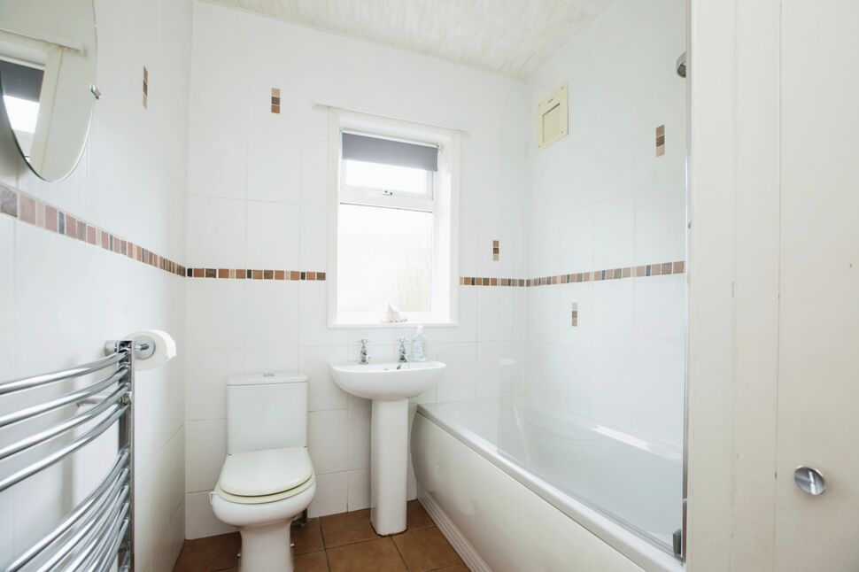 2 bedroom Semi Detached House for sale, Crestfield Drive, Halifax, HX2