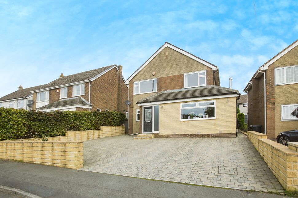 4 bedroom Detached House for sale, Roils Head Road, Halifax, HX2 £350,000