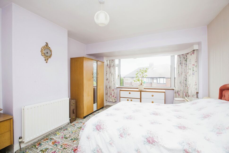 3 bedroom Semi Detached House for sale, Green Park Road, Halifax, HX3