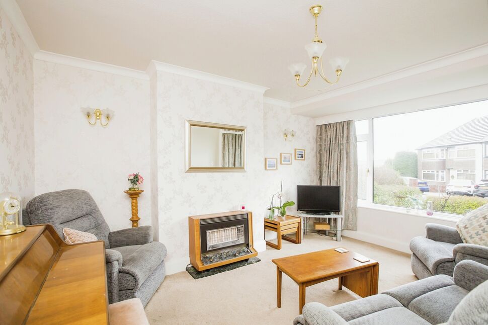 3 bedroom Semi Detached House for sale, Green Park Road, Halifax, HX3