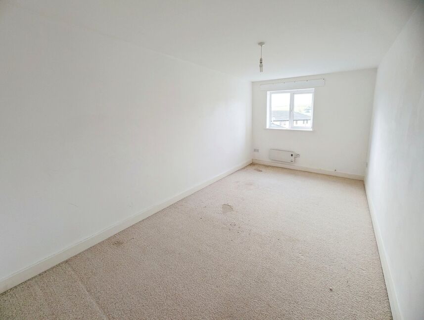 2 bedroom Flat for sale, Elland Lane, Elland, HX5 £125,000