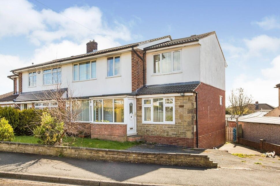 3 bedroom Semi Detached House for sale, Green Park Road, Halifax, HX3