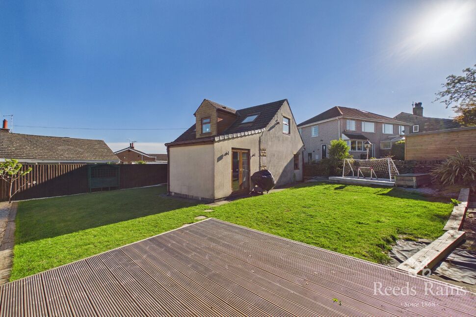 Main image of 3 bedroom Detached House for sale, Lindrick Way, Halifax, West Yorkshire, HX2