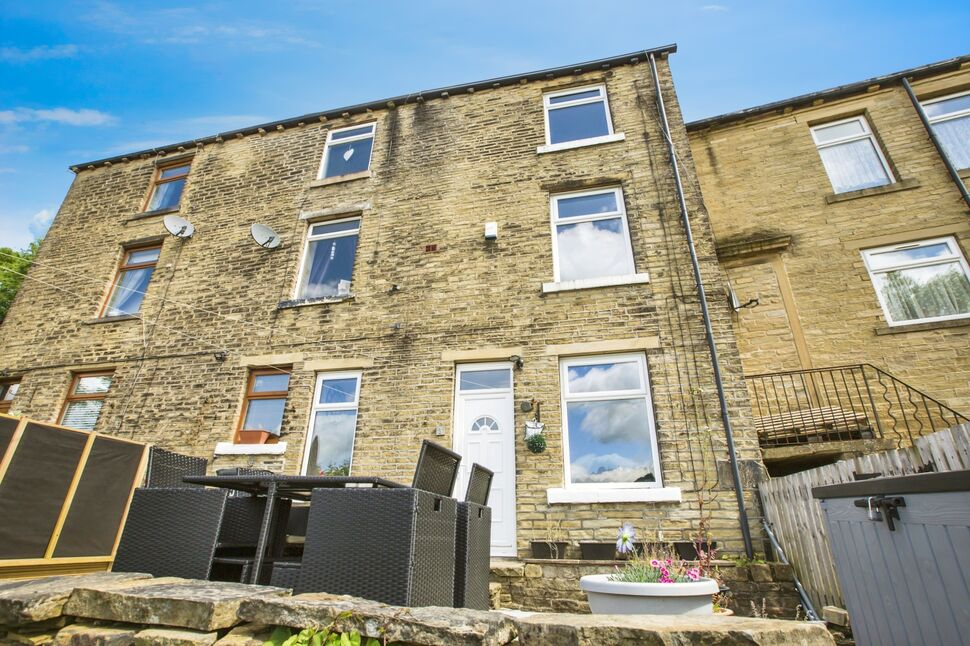 3 bedroom Mid Terrace House for sale, Wheatley Road, Halifax, HX3 £130,000