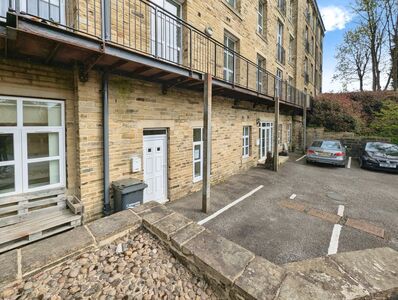 2 bedroom  Flat for sale