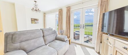4 bedroom Mid Terrace House for sale