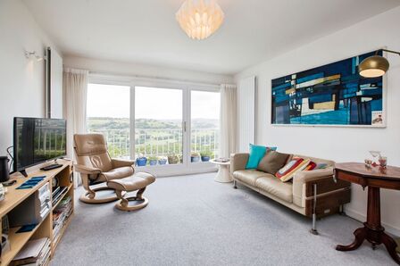 2 bedroom  Flat for sale