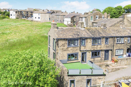 Ambler Thorn, 3 bedroom End Terrace House for sale, £230,000